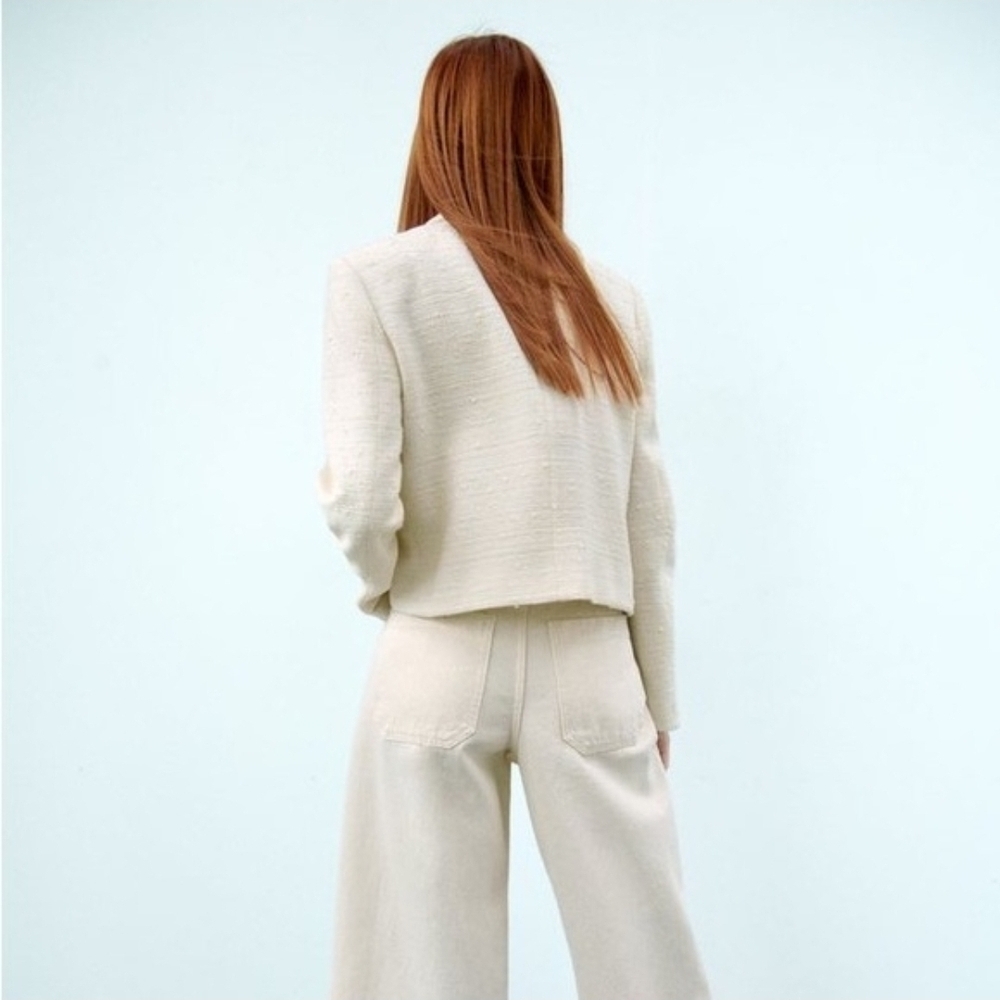 Zara Cream Textured Fabric Cropped Coat , With Shoulder Pads, Pre- Owned SzM - Picture 3 of 14